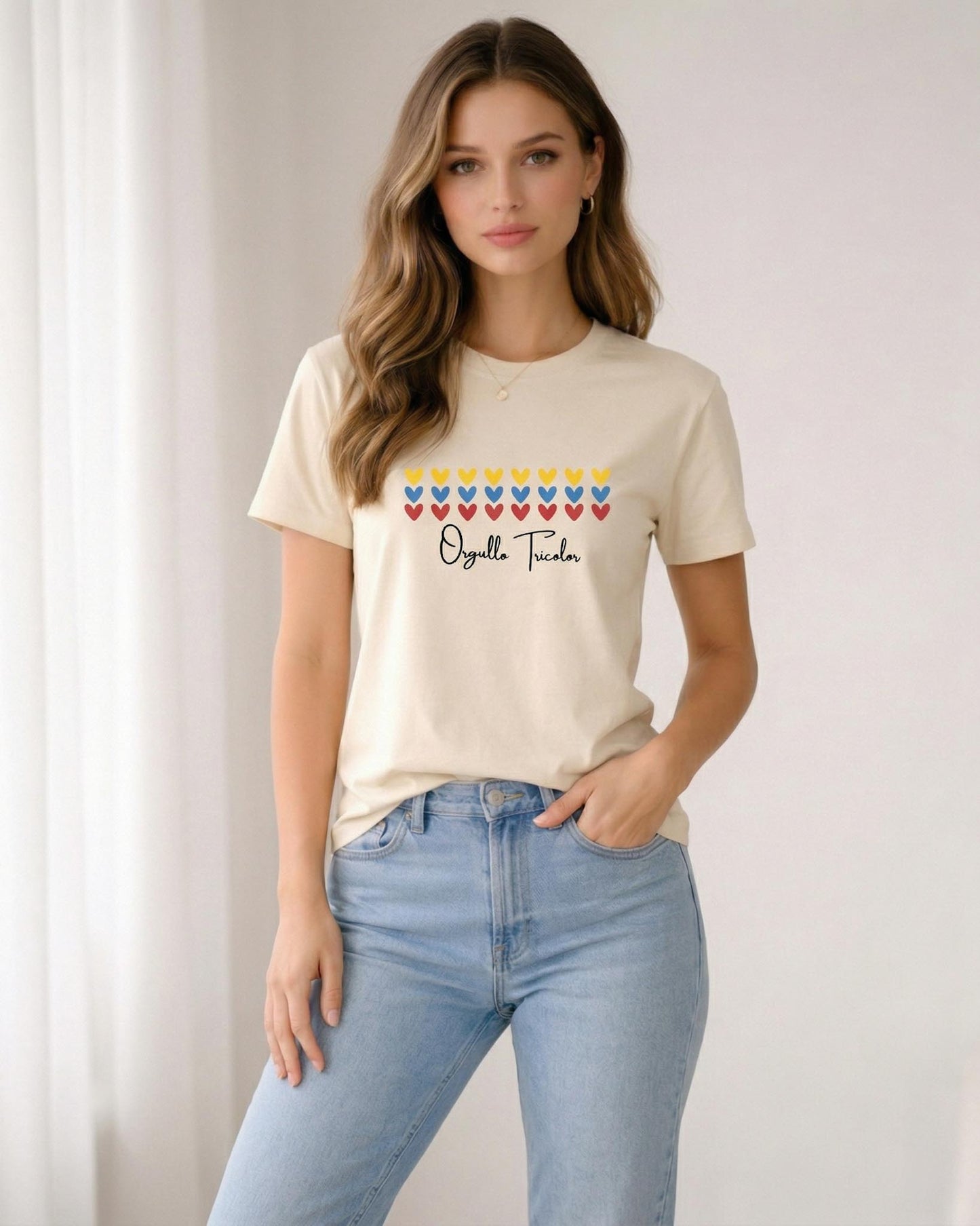 Camiseta de mujer "Orgullo Tricolor" en Algodón Premium Peruano | Maitex