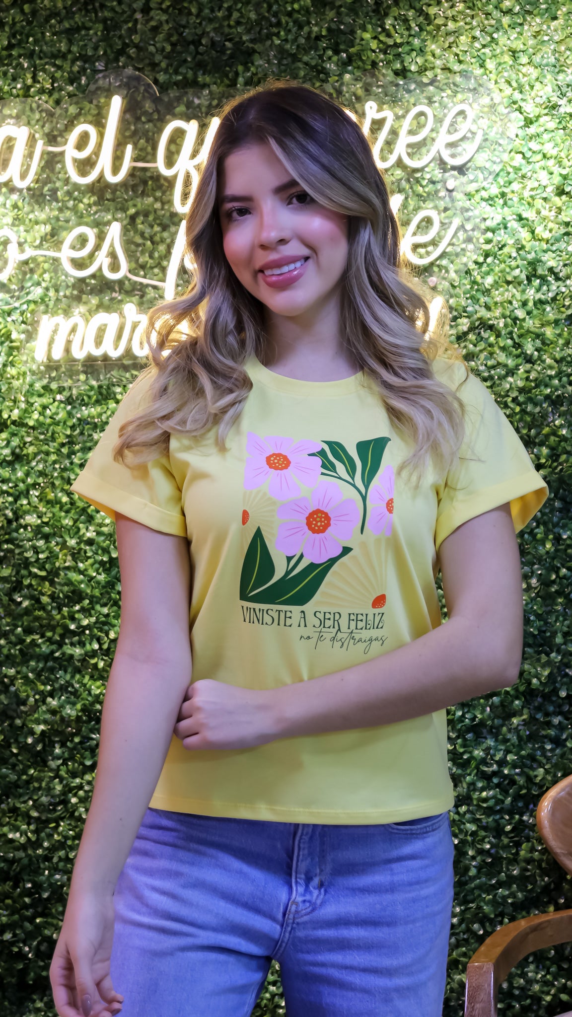 Camiseta Mujer Tela Fría – “Viniste A Ser Feliz” Maitex