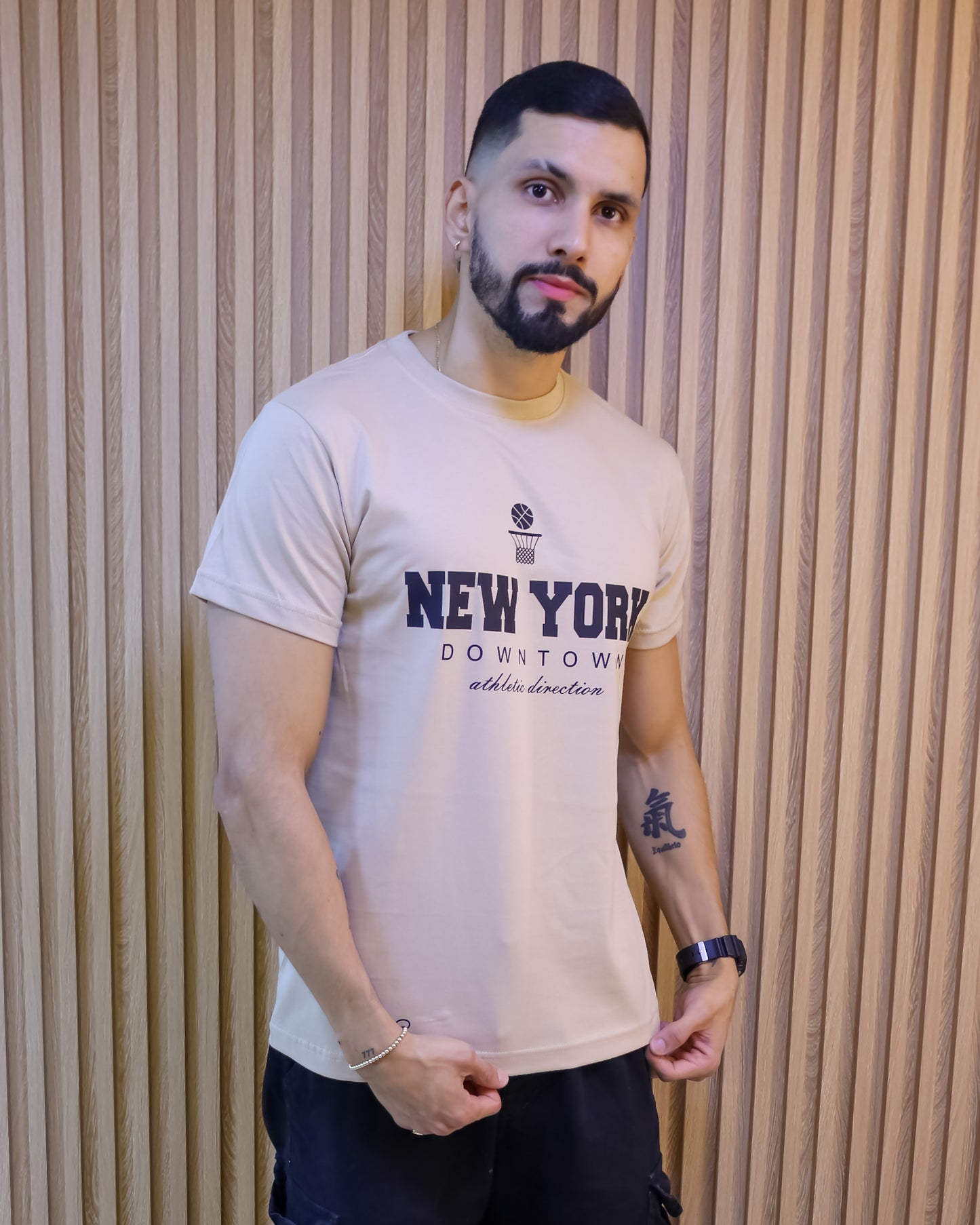 Camiseta Hombre 100% Algodón – “New York Downtown” Maitex