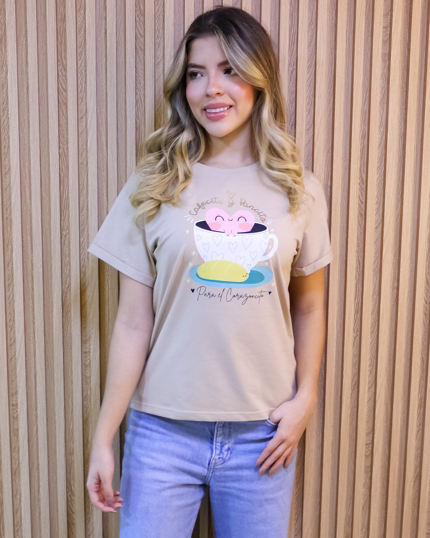 Camiseta Mujer Tela Fría – “Cafecito y Pansito”