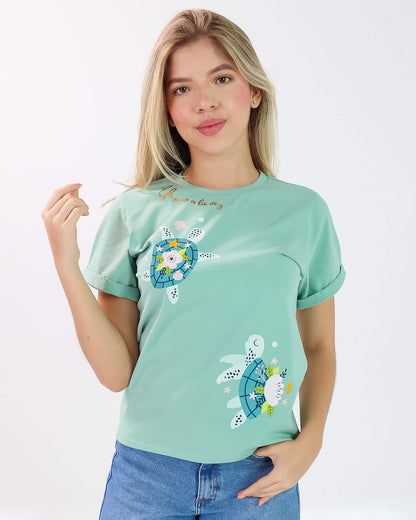 Camiseta de Mujer "Un pasito a la vez" en Tela Fría | Maitex