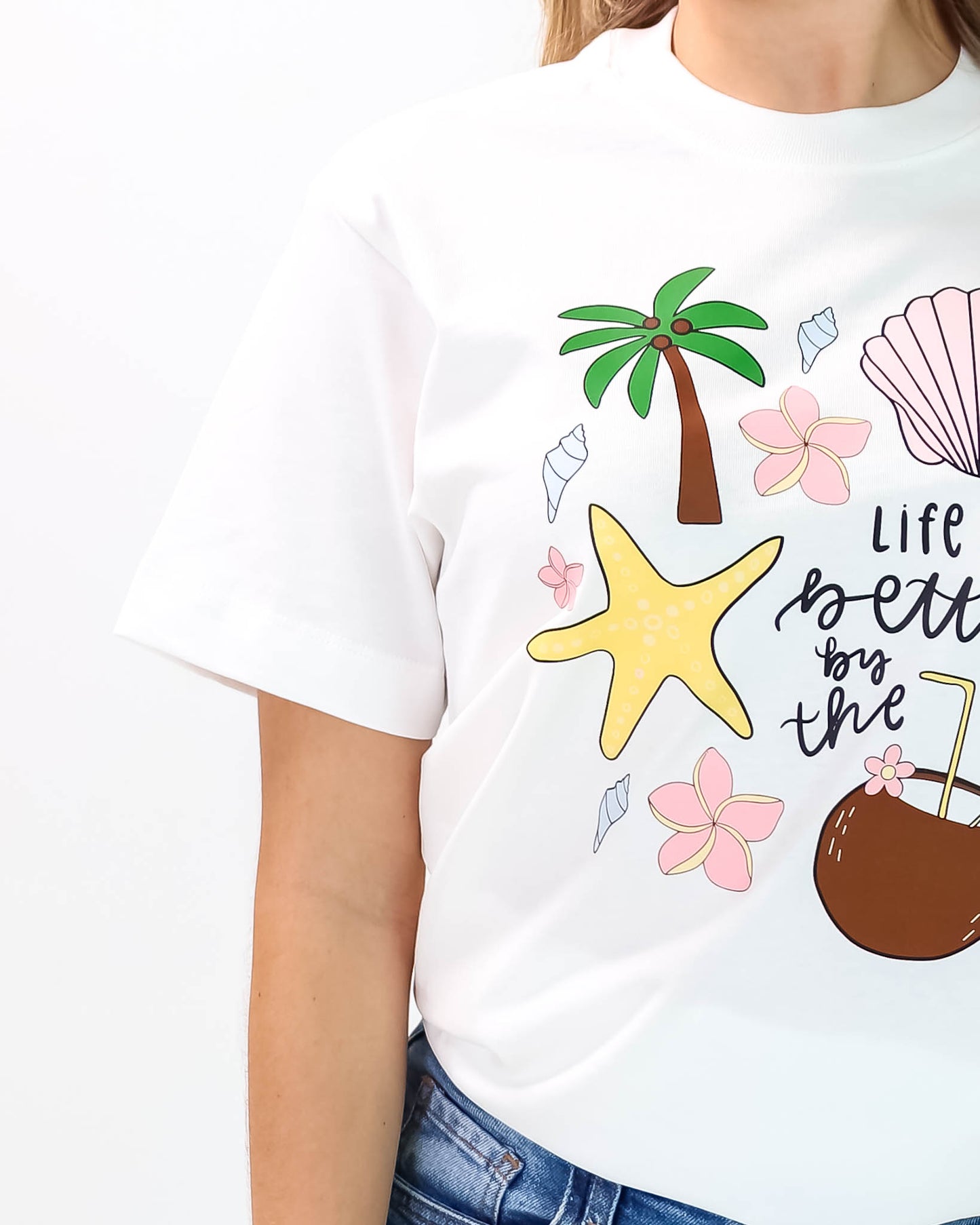 Camiseta de Mujer "Coconut Beach" en Algodón Premium Peruano