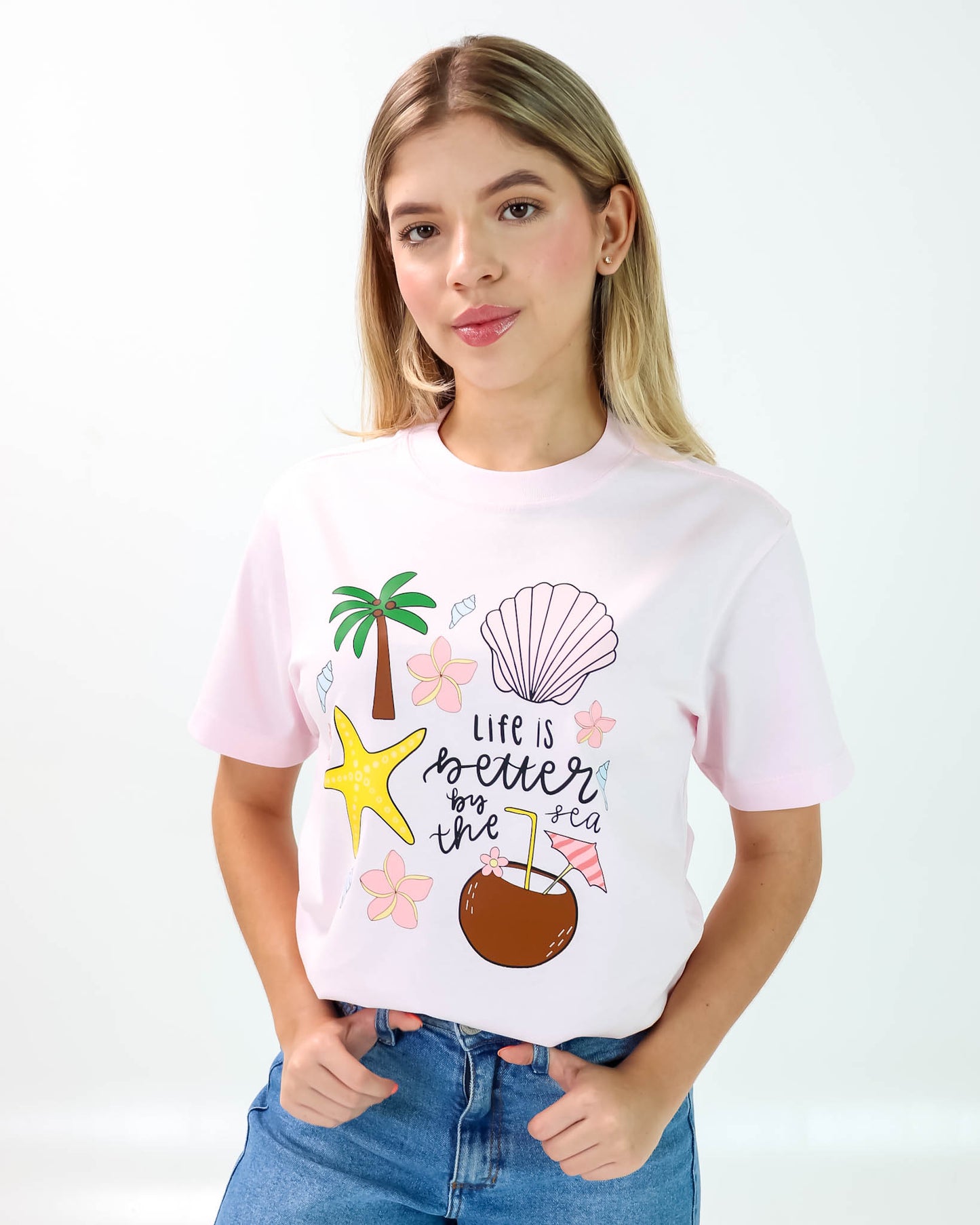 Camiseta de Mujer "Coconut Beach" en Algodón Premium Peruano