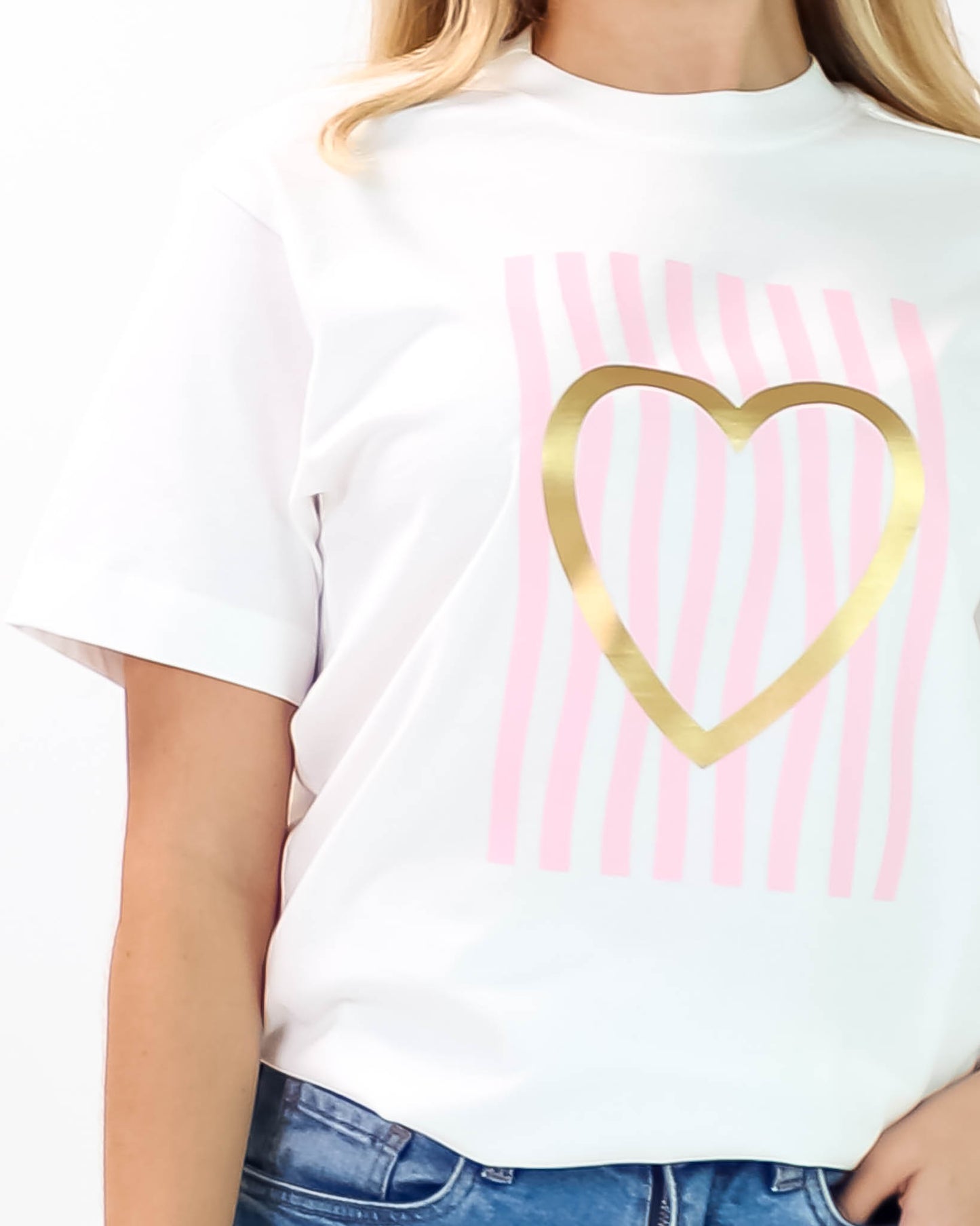 Camiseta de Mujer "Love Lines" en Algodón Premium Peruano | Maitex