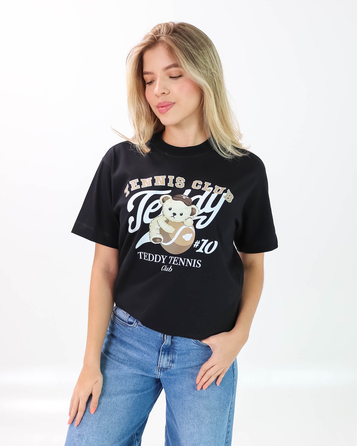 Camiseta de Mujer "Teddy Tennis Club" en Algodón Peruano Premium | Maitex