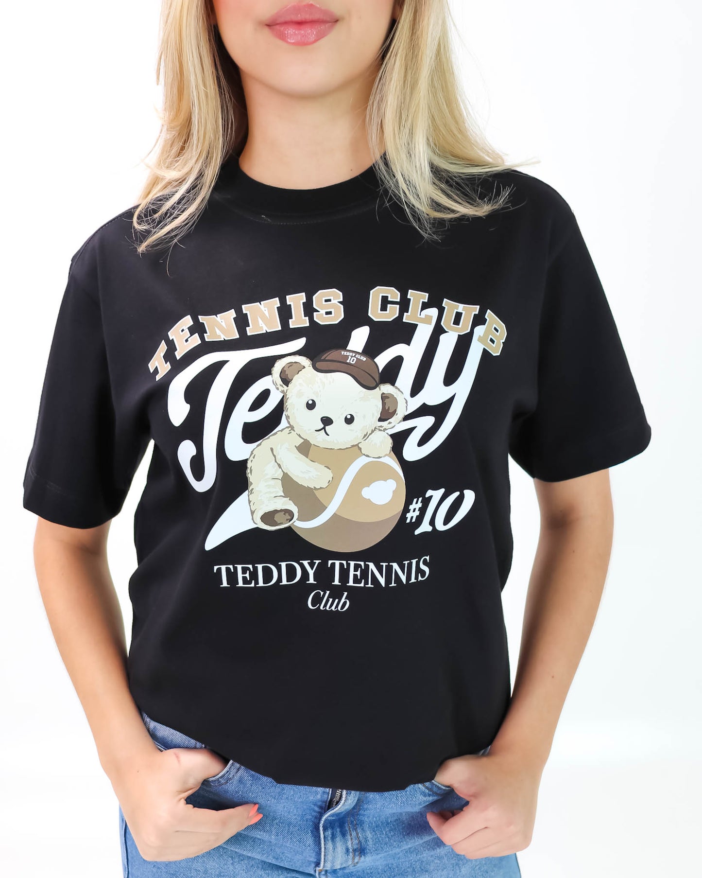 Camiseta de Mujer "Teddy Tennis Club" en Algodón Peruano Premium | Maitex